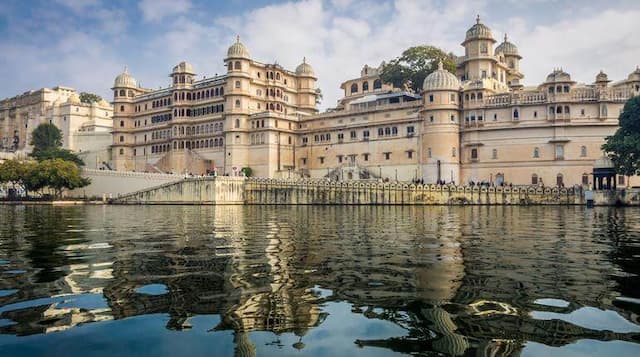 5 Ultimate Destinations for the August Long Weekend in India